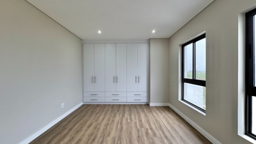 4 Bedroom Property for Sale in Croydon Gardens Estate Western Cape